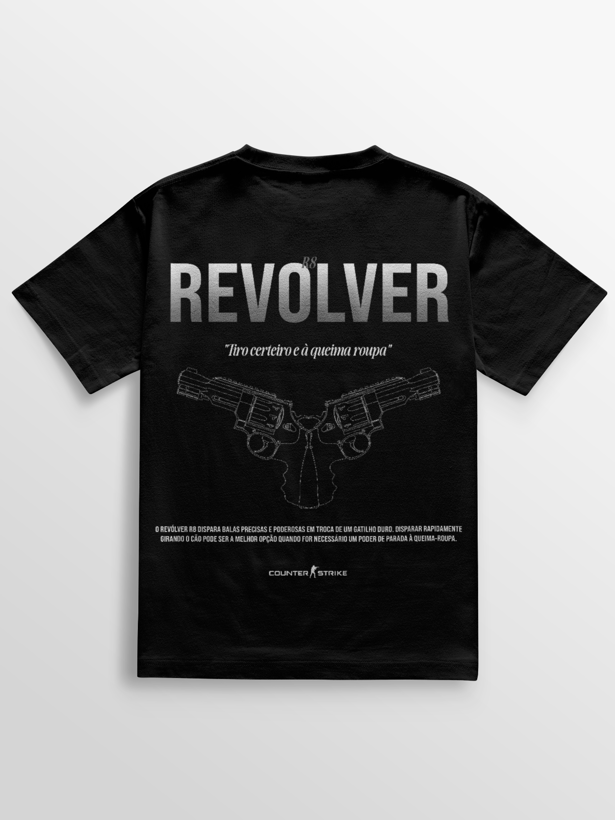 Camiseta R8 Counter Strike Blueprint, feita em algodão penteado de alta qualidade, com estampa DTF detalhada do revolver R8. Modelagem ajustada, resistente e confortável, perfeita para quem busca estilo gamer autêntico.
