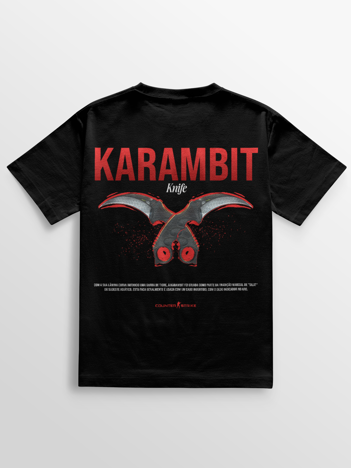 Camiseta gamer Karambit Counter Strike Double Art, feita em algodão penteado 100%, estampa DTF de alta definição, caimento ajustado e acabamento reforçado, ideal para fãs de CS que buscam estilo e qualidade.
