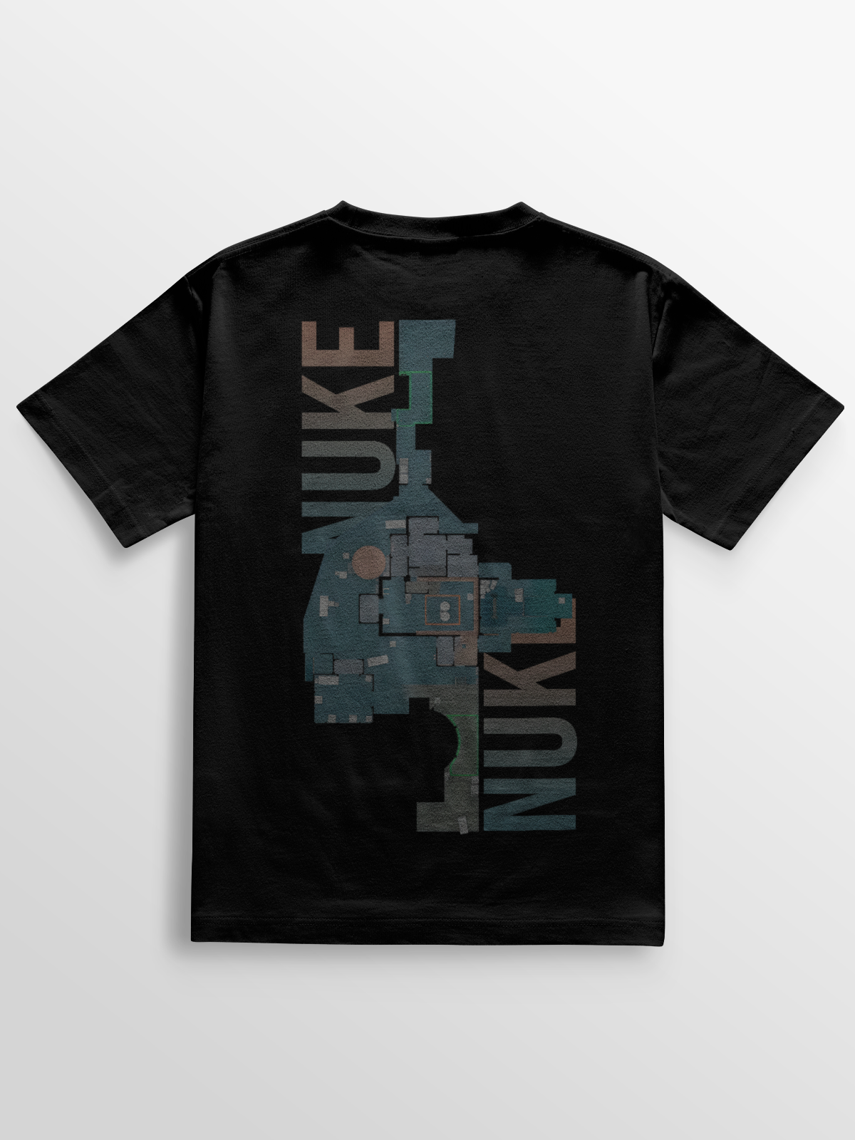 Camiseta inspirada no mapa Nuke do CS, com estampa técnica em DTF, caimento ajustado ao corpo, feita em algodão penteado. Ideal para fãs do jogo e do estilo gamer urbano.