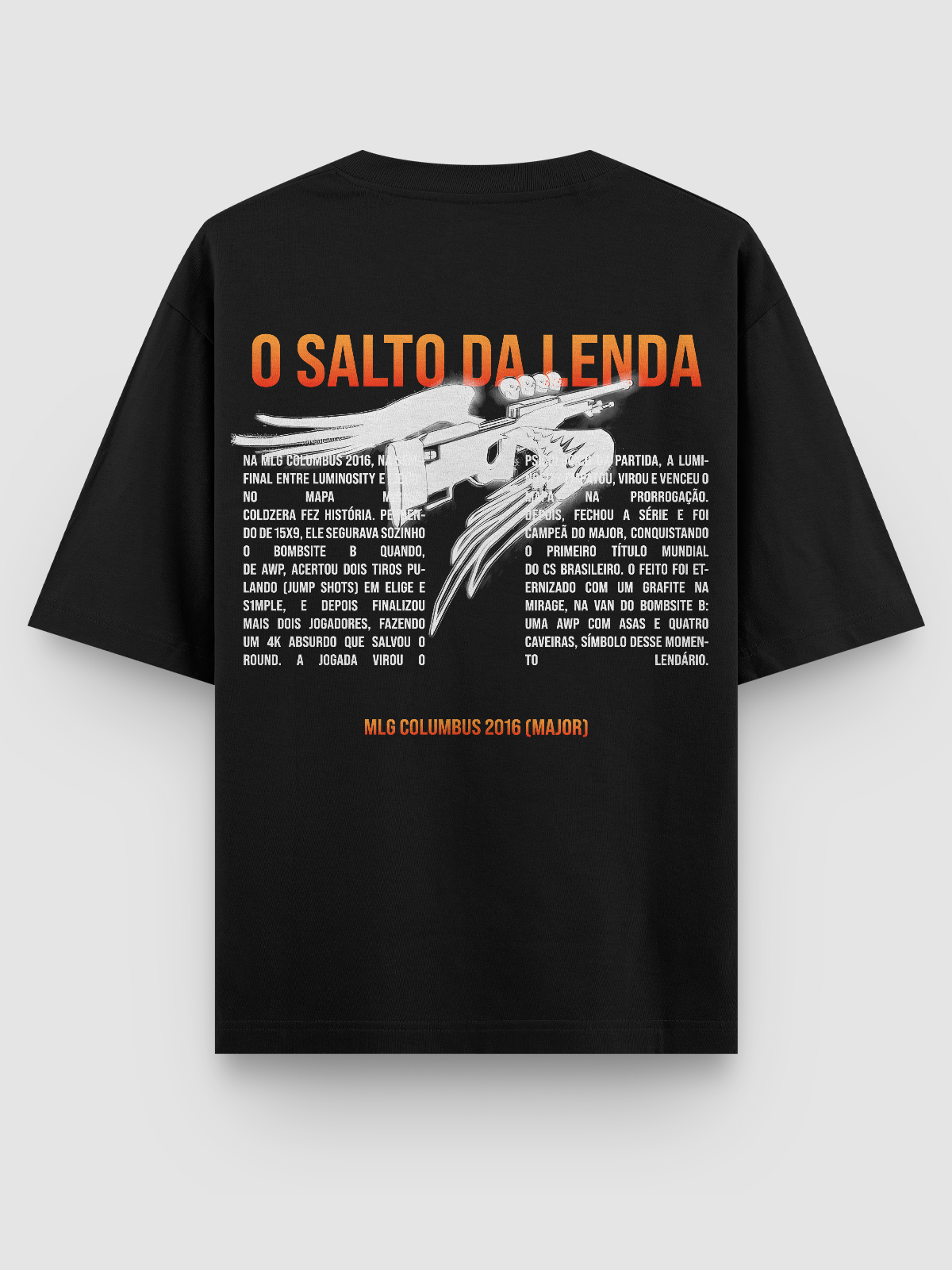 Camiseta estilizada com o grafite lendário da jogada de Coldzera na MLG 2016. Impressão DTF, algodão premium, reforço nas costuras e corte ajustado. Disponível nas cores branca e preta.