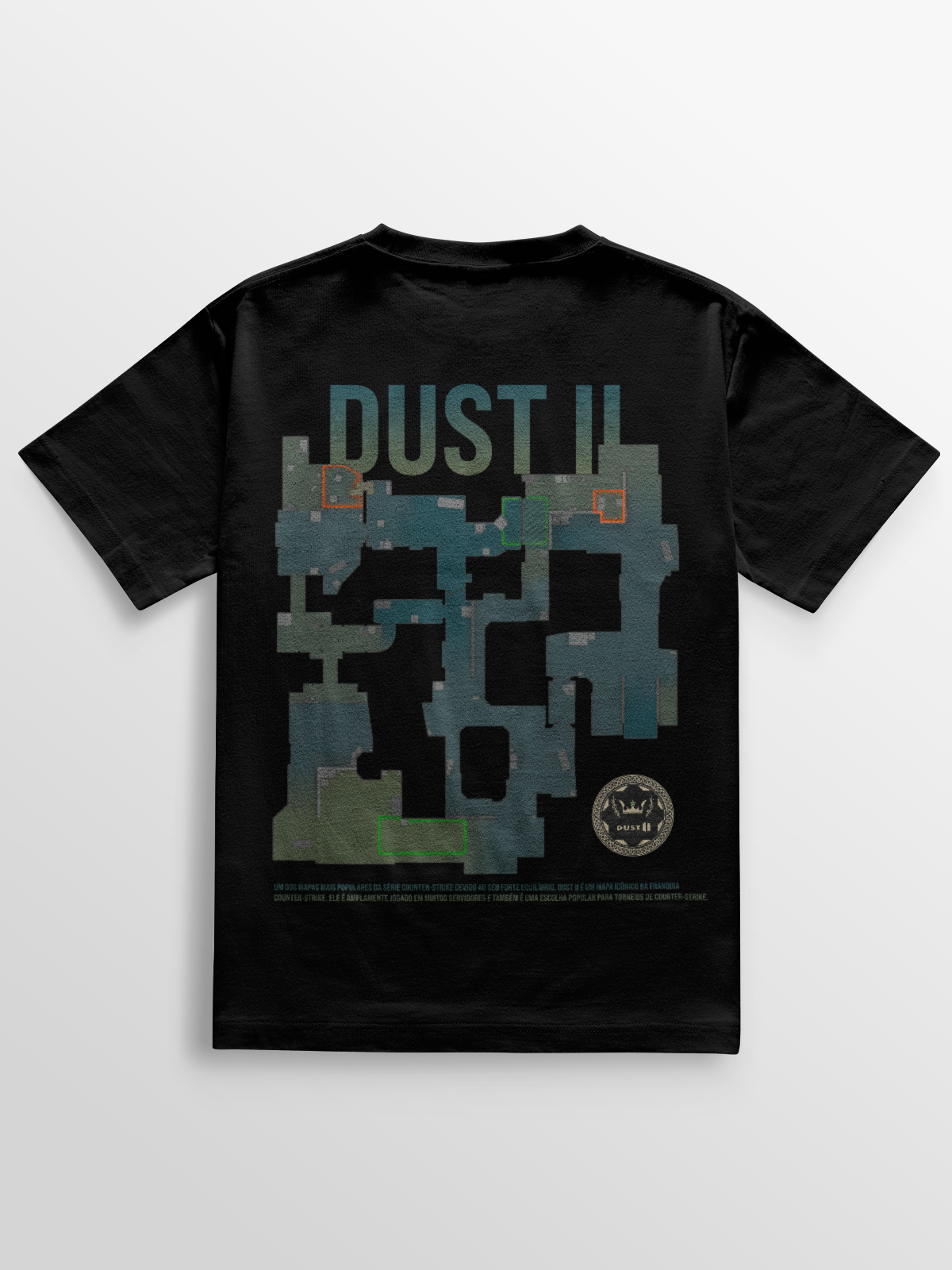 Camiseta Counter Strike Dust II, confeccionada em algodão penteado fio 30.1, com estampa DTF de alta definição reproduzindo o layout icônico do mapa, unindo resistência, conforto e o orgulho de vestir um clássico gamer.