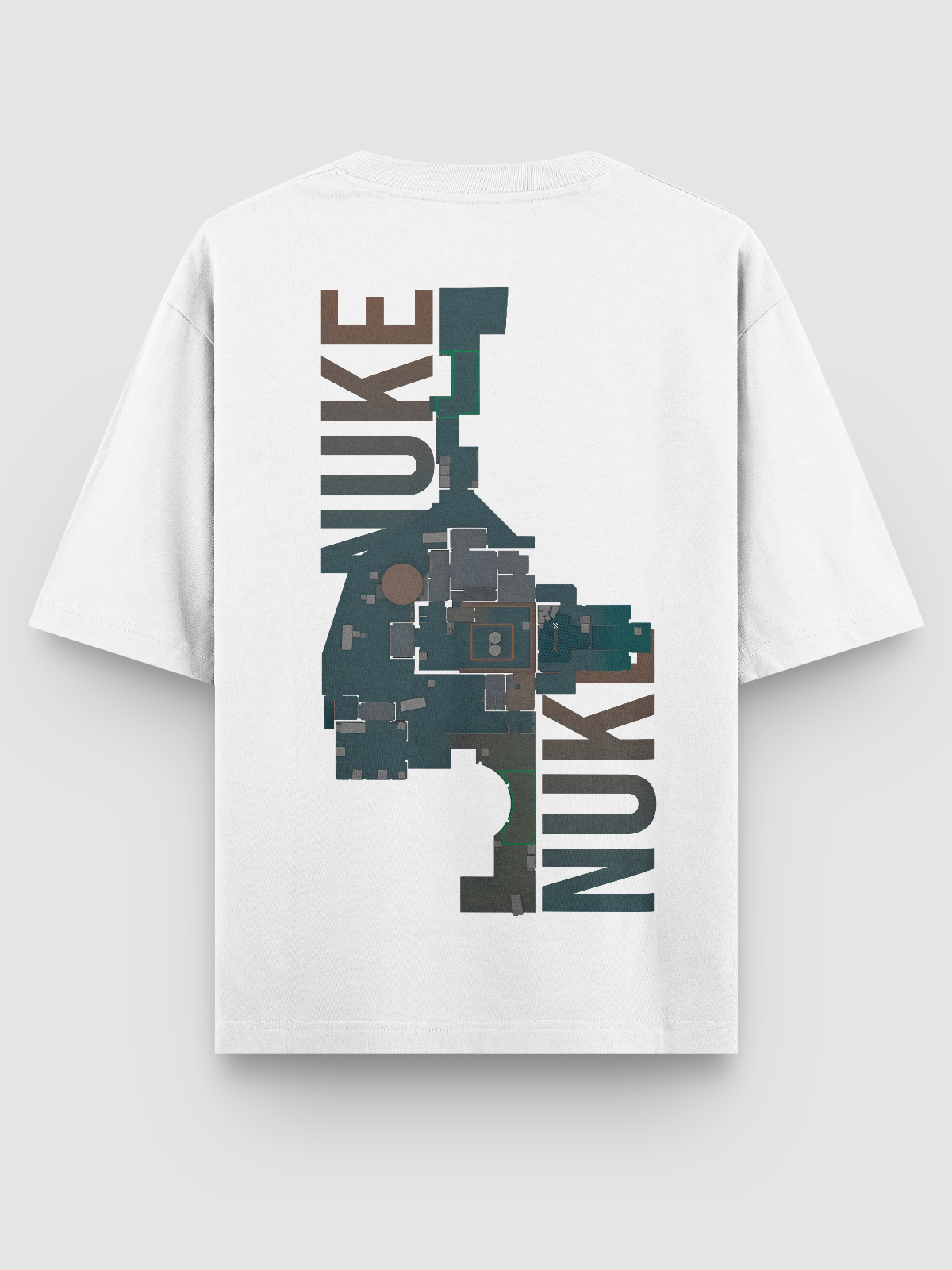 Camiseta inspirada no mapa Nuke do CS, com estampa técnica em DTF, caimento ajustado ao corpo, feita em algodão penteado. Ideal para fãs do jogo e do estilo gamer urbano.