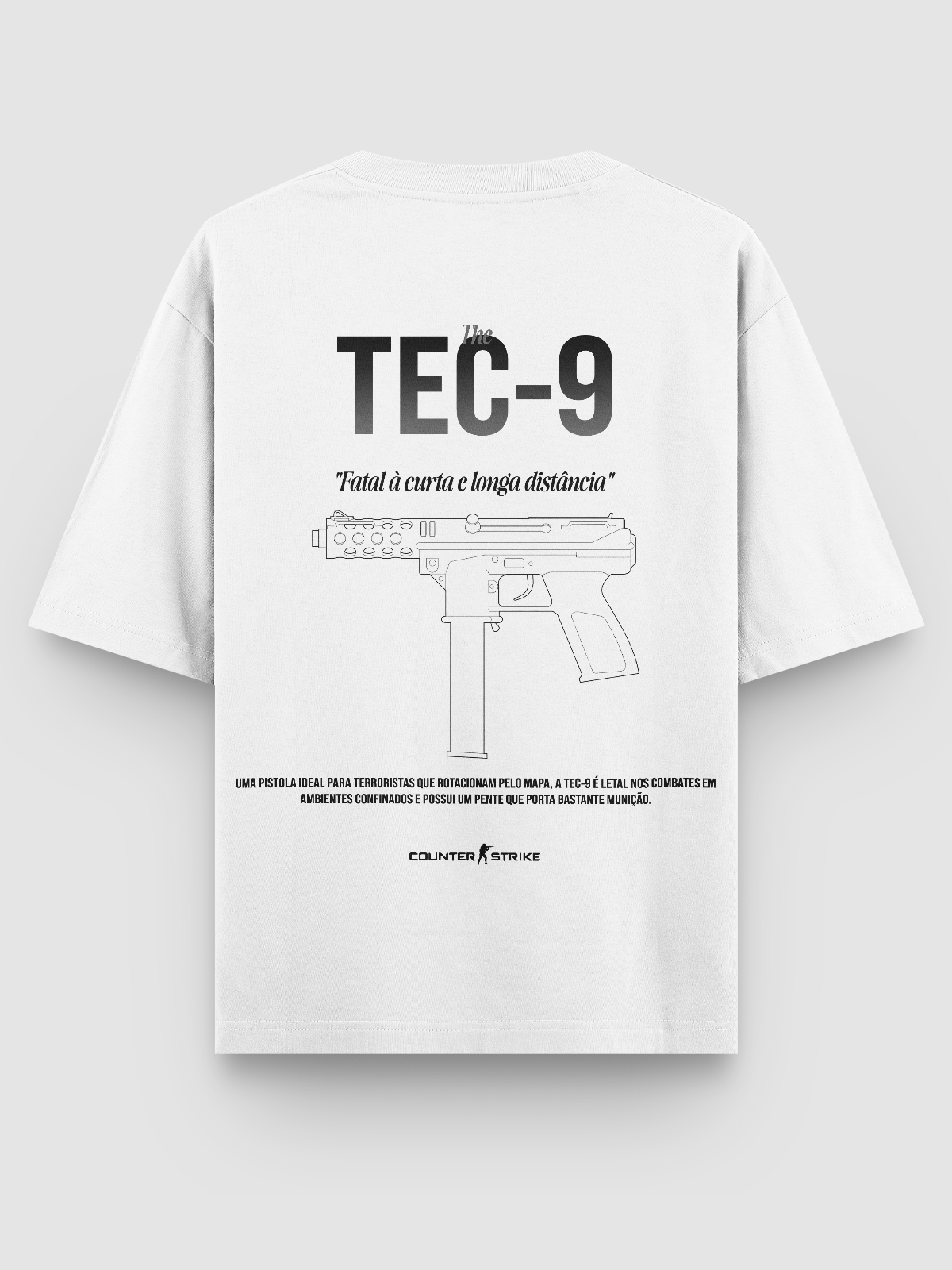 Camiseta Oversized Tec-9 Counter Strike Blueprint feita em algodão penteado premium, com estampa DTF de alta qualidade mostrando blueprint técnico da pistola. Confortável, resistente e ideal para fãs de estilo gamer autêntico.